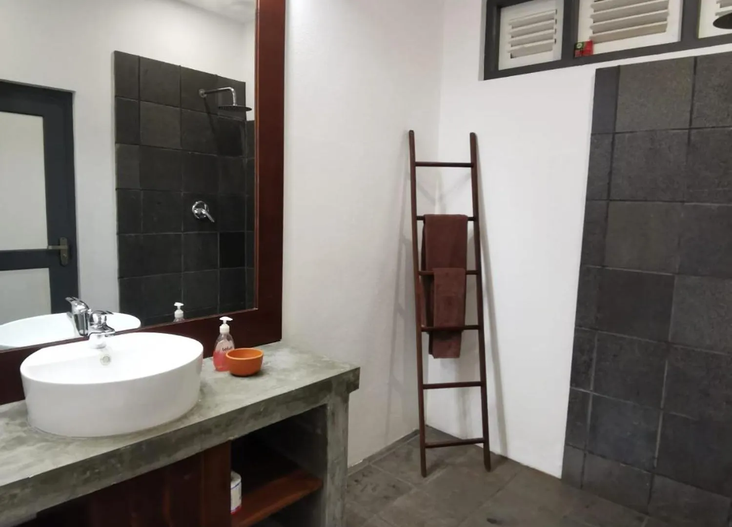 Bed & Breakfast The Villa Green Inn Negombo