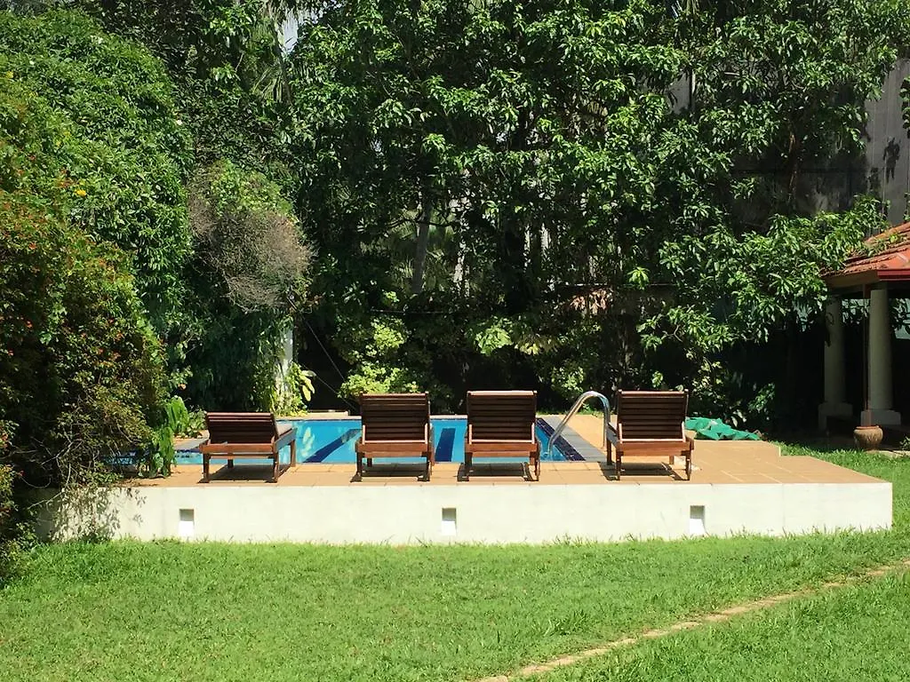 The Villa Green Inn Negombo Bed & Breakfast